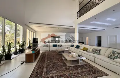 Compound - 5 Bedrooms - 5 Bathrooms for rent in Jeblat Hebshi - Northern Governorate