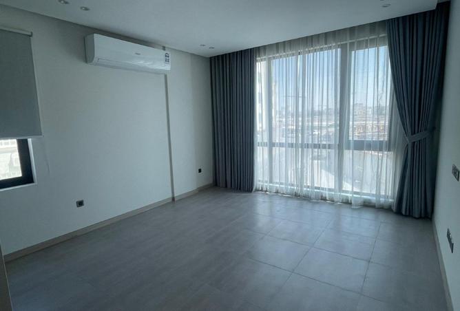 965452 - Property Image 2