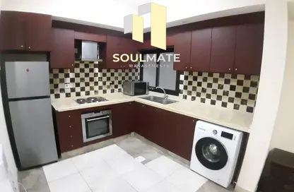 Apartment - 2 Bedrooms - 2 Bathrooms for rent in Al Juffair - Capital Governorate