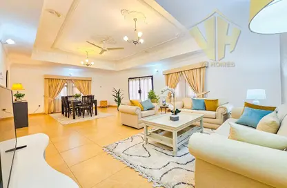 Villa - 4 Bedrooms - 3 Bathrooms for rent in Al Juffair - Capital Governorate