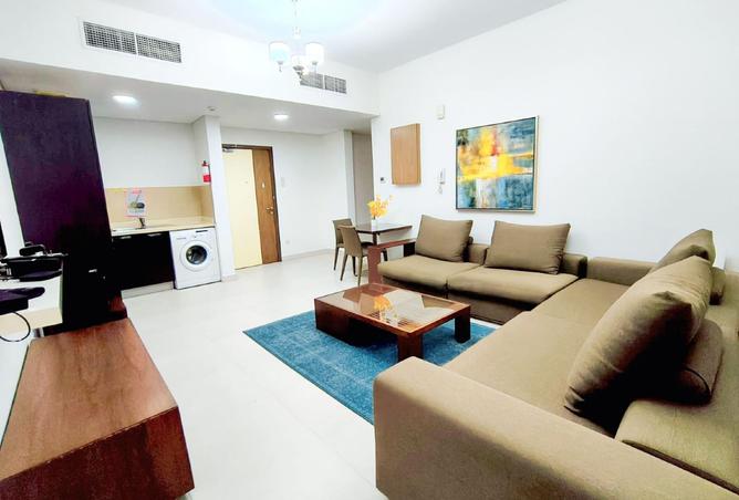 982568 - Property Image 2