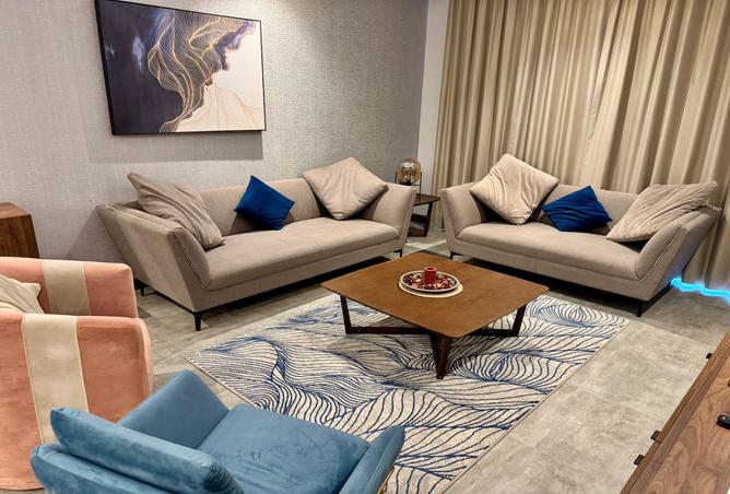 956917 - Property Image 2