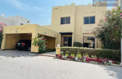 فيلا - 4 غرف نوم - 5 حمامات للايجار في الجنبية - المحافظة الشمالية