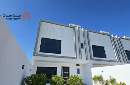 Villa - 4 Bedrooms - 5 Bathrooms for sale in Hamala - Northern Governorate