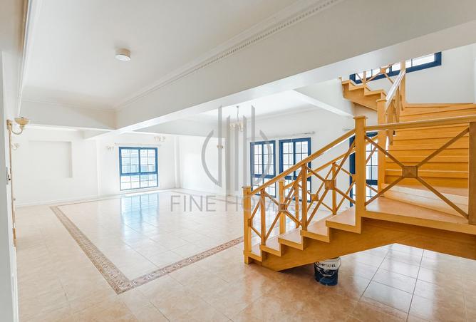 969707 - Property Main Image