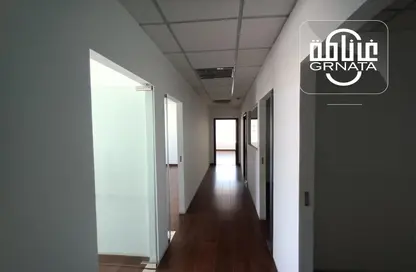 مكتب - استوديو - 2 حمامات للايجار في السيف - محافظة العاصمة