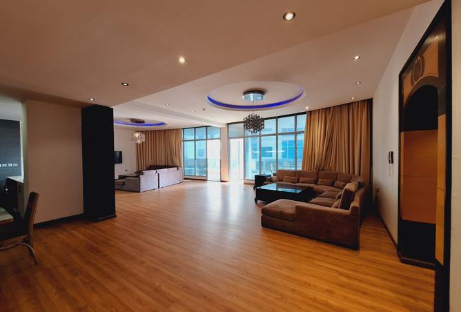 957483 - Property Image 3