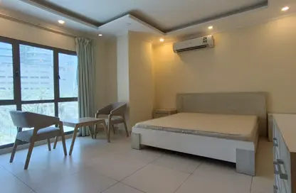 Apartment - 1 Bedroom - 1 Bathroom for rent in Al Juffair - Capital Governorate