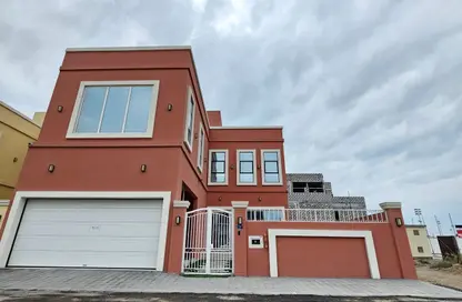 Villa - 4 Bedrooms - 7 Bathrooms for sale in Janabiya - Northern Governorate