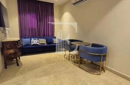 Apartment - 1 Bedroom - 1 Bathroom for rent in Sanabis - Manama - Capital Governorate