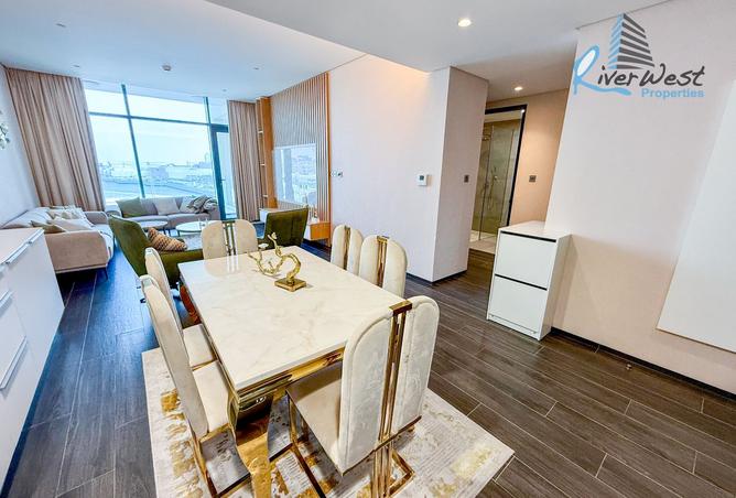 988130 - Property Image 2