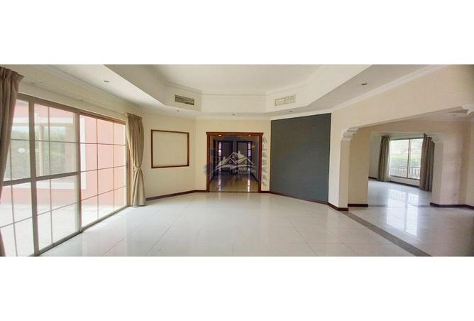 898270 - Property Image 3