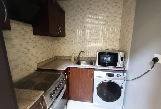 981238 - Property Image 3