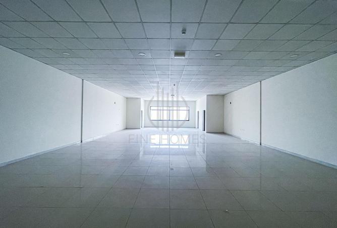 985657 - Property Image 2