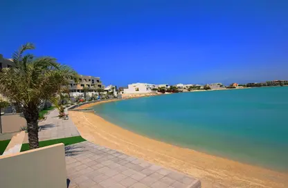 Villa - 5 Bedrooms - 6 Bathrooms for rent in Najma - Amwaj Islands - Muharraq Governorate