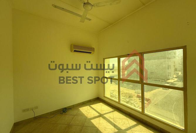 961808 - Property Image 2