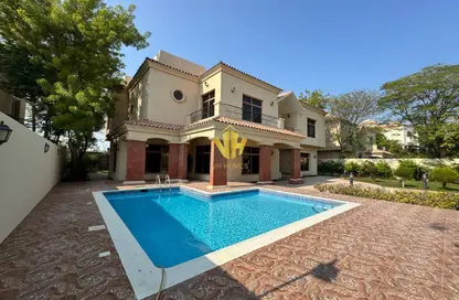 Villa - 4 Bedrooms - 5 Bathrooms for rent in Saar - Northern Governorate