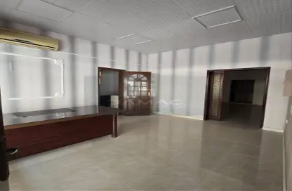 Shop - Studio - 1 Bathroom for rent in Bu Ghazal - Manama - Capital Governorate