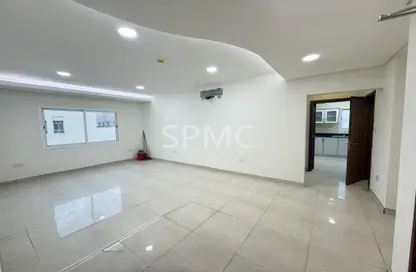 Apartment - 2 Bedrooms - 2 Bathrooms for rent in Tubli - Central Governorate Apartment - 2 Bedrooms - 2 Bathrooms for rent in Tubli - Central Governorate