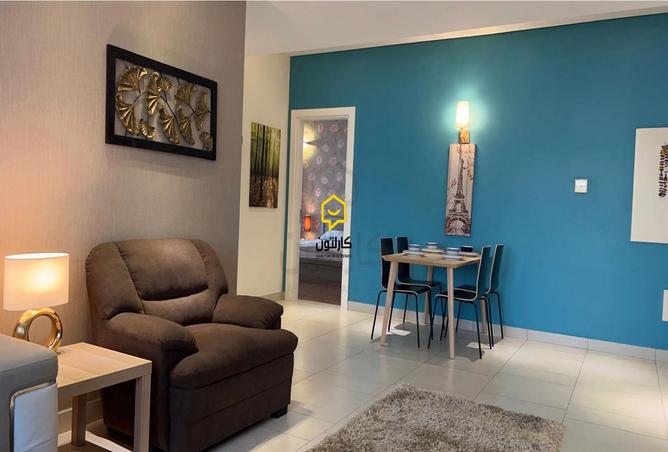 878944 - Property Image 3