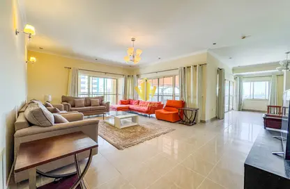 Penthouse - 4 Bedrooms - 4 Bathrooms for rent in Al Juffair - Capital Governorate