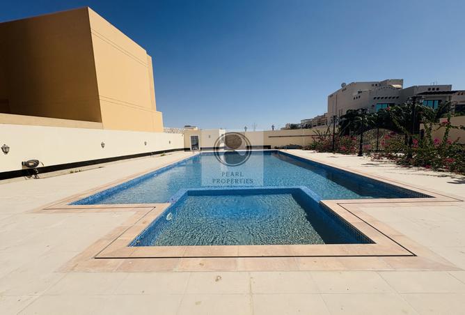 958046 - Property Image 2