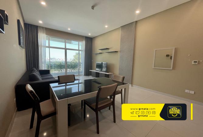 852880 - Property Image 2