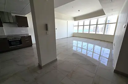 Apartment - 2 Bedrooms - 3 Bathrooms for rent in Hidd - Muharraq Governorate
