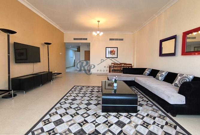 984028 - Property Main Image