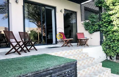 فيلا - 2 غرف نوم - 3 حمامات للايجار في مدينة المرسى - أمواج - المحرق