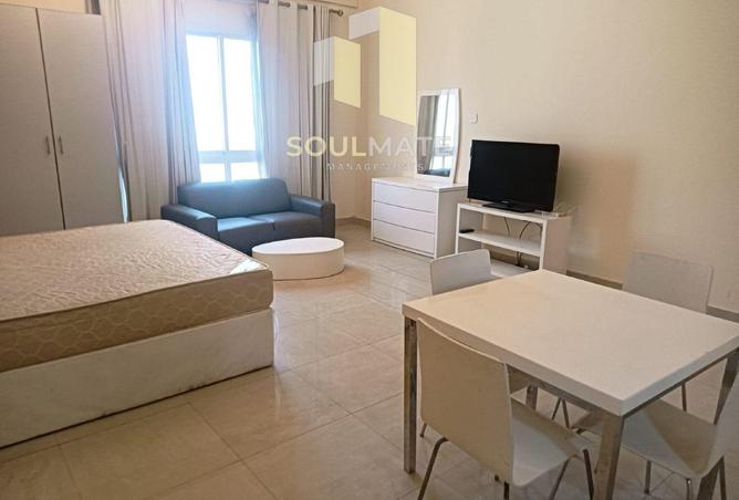 952248 - Property Image 2