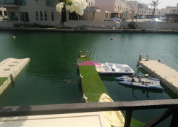Villa - 2 bedrooms - 2 bathrooms for rent in Al Marsa Floating City - Amwaj Islands - Muharraq Governorate