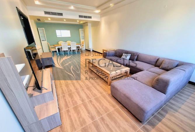 983649 - Property Image 3