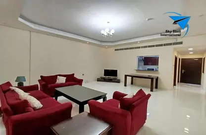 شقة - 2 غرف نوم - 3 حمامات للايجار في السنابس - المنامة - محافظة العاصمة