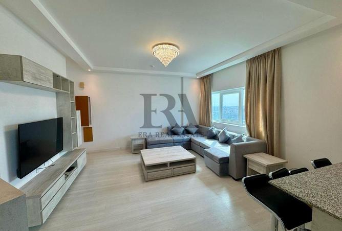 978703 - Property Image 2