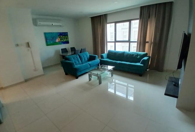 985832 - Property Image 2