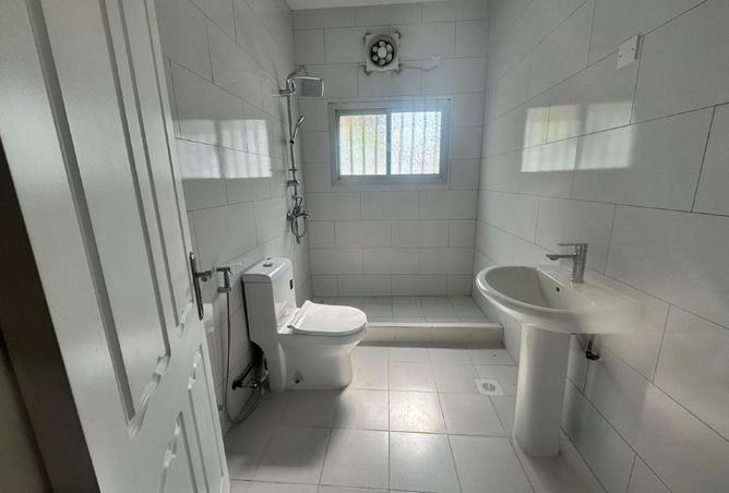 973145 - Property Image 2