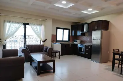 Apartment - 2 Bedrooms - 2 Bathrooms for rent in Adliya - Manama - Capital Governorate