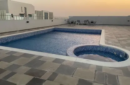 Apartment - 2 Bedrooms - 3 Bathrooms for rent in Mahooz - Manama - Capital Governorate
