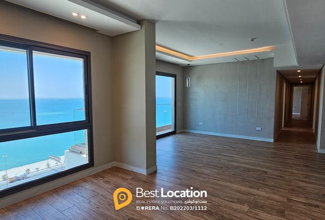 931381 - Property Image 2