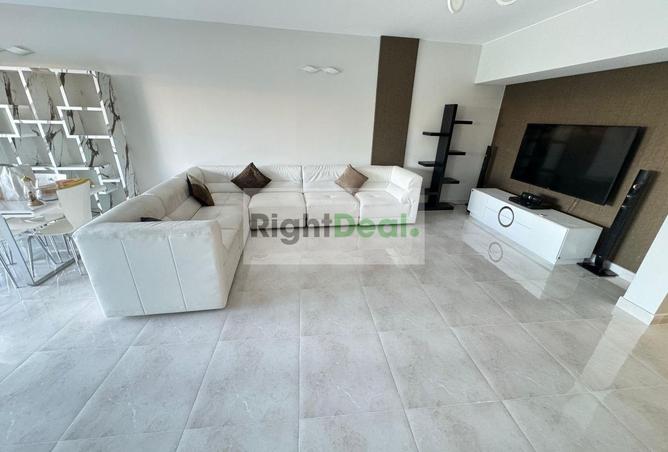 961373 - Property Image 2