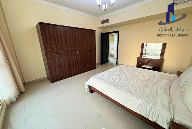 988654 - Property Image 2