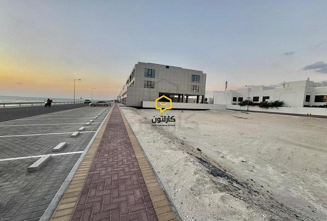 905288 - Property Image 2