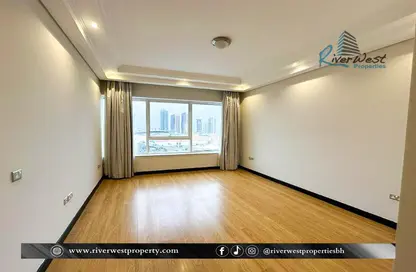 Apartment - 2 Bedrooms - 3 Bathrooms for sale in Abraj Al Lulu - Manama - Capital Governorate