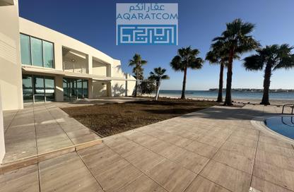 Villa - 5 Bedrooms - 7 Bathrooms for sale in Durrat Al Bahrain - Southern Governorate