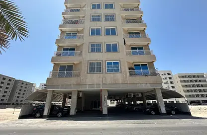 Apartment - 3 Bedrooms - 3 Bathrooms for rent in Hidd - Muharraq Governorate