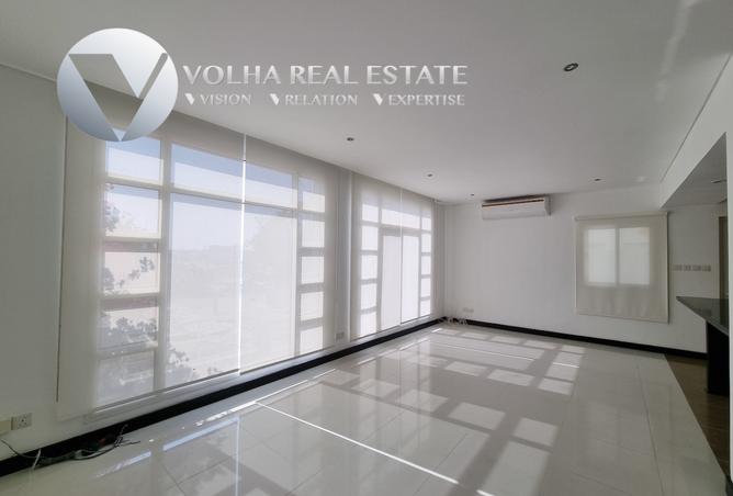 984658 - Property Image 3