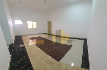 Empty Room image for: Apartment - 2 Bedrooms - 2 Bathrooms for rent in Hamad Town - Northern Governorate, Image 1