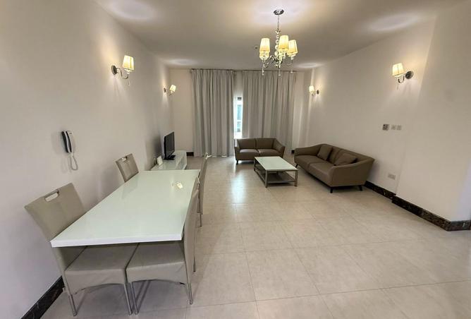 988552 - Property Image 2