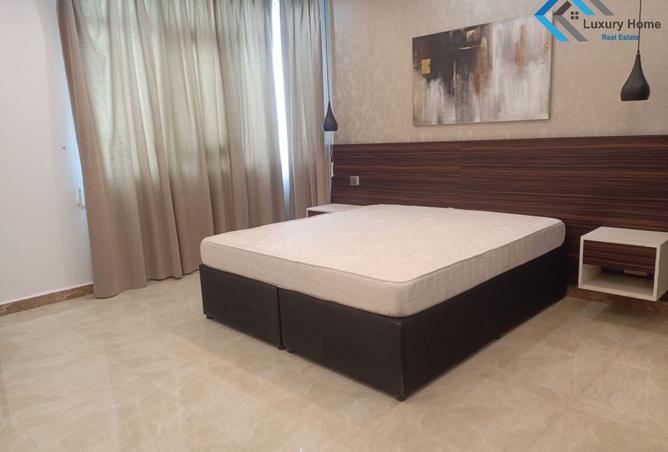 982789 - Property Main Image